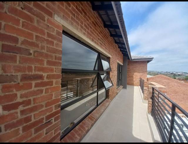 2 BEDROOM PROPERTY TO RENT IN RASLOUW
